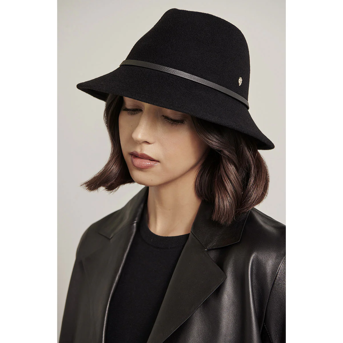10033-lumie-fedora-4.webp Lumie Fedora