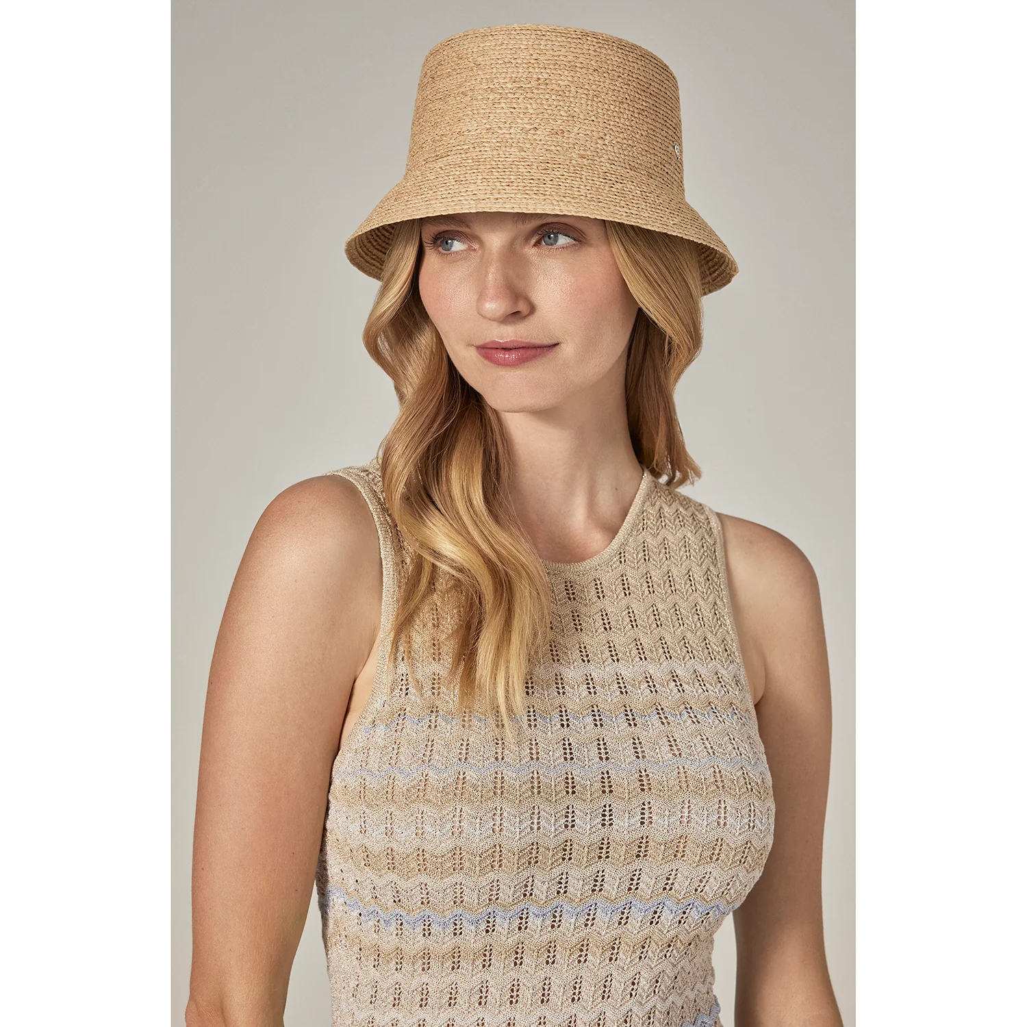 Malia Bucket