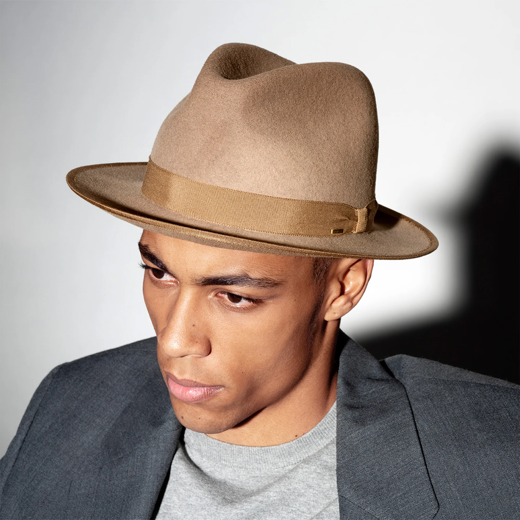 Messie Fedora