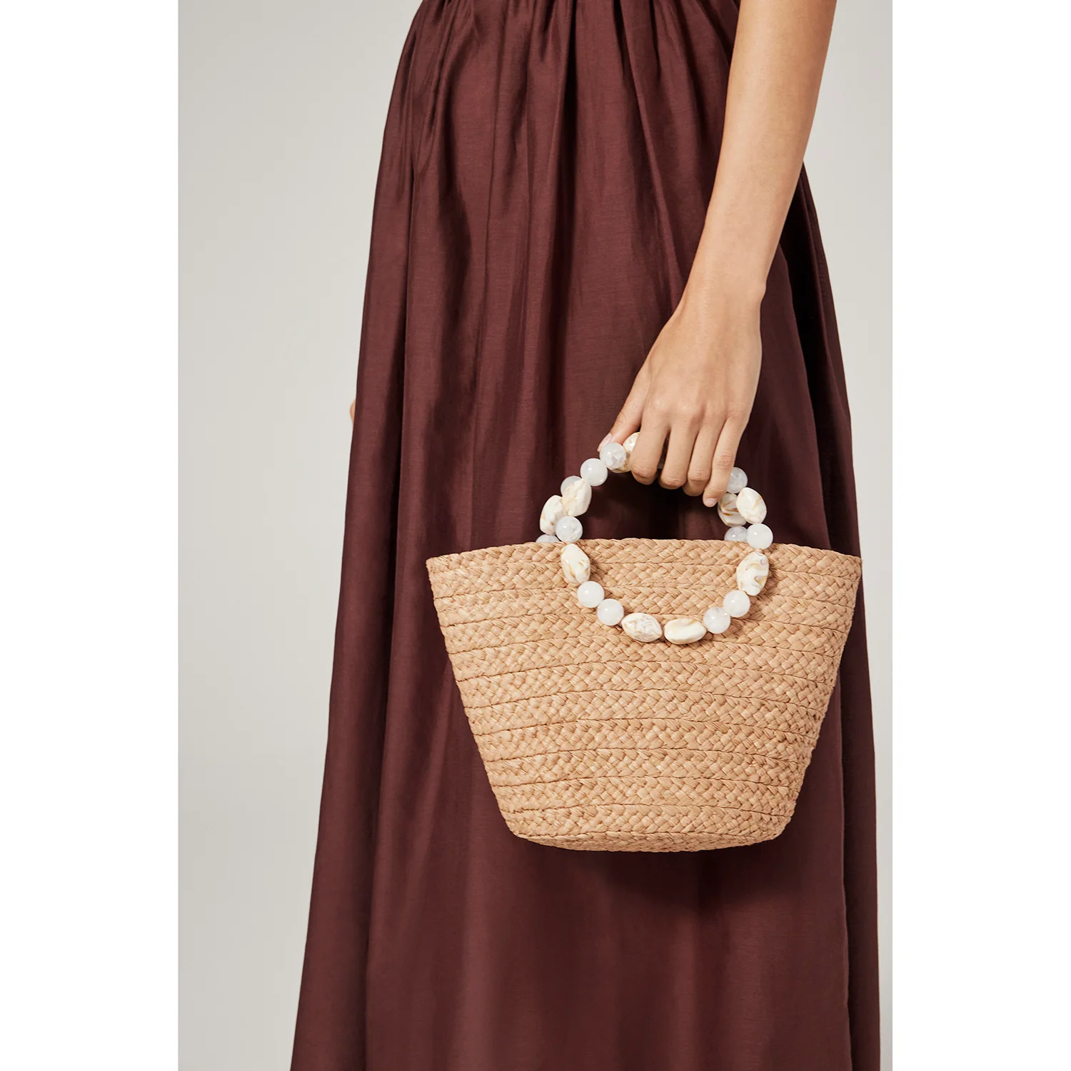 Nacre Basket