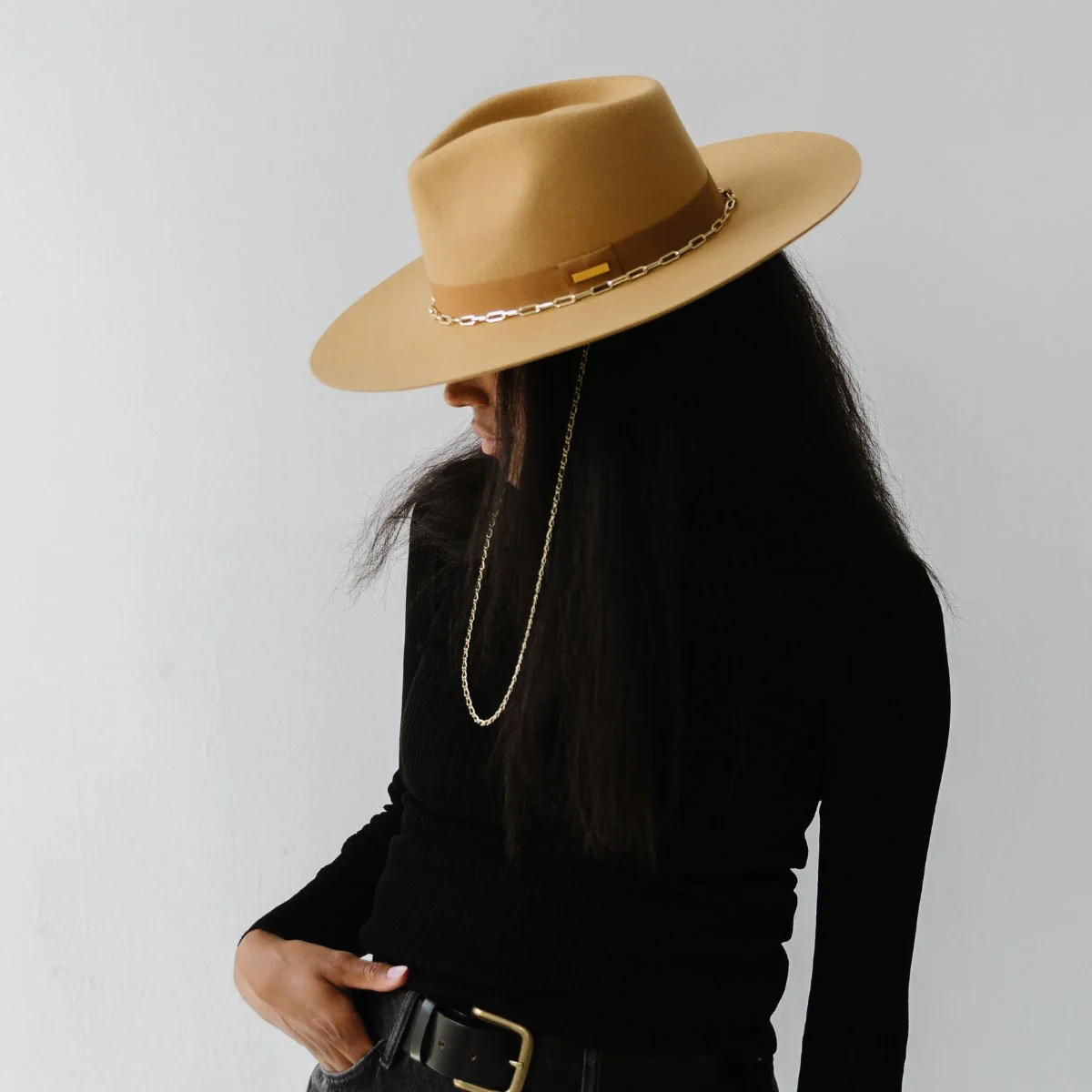 11912-raine-wide-brim-fedora-1.webp Raine Wide Brim Fedora
