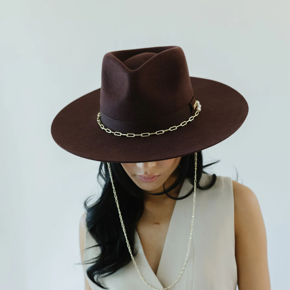 11912-raine-wide-brim-fedora-2.webp Raine Wide Brim Fedora