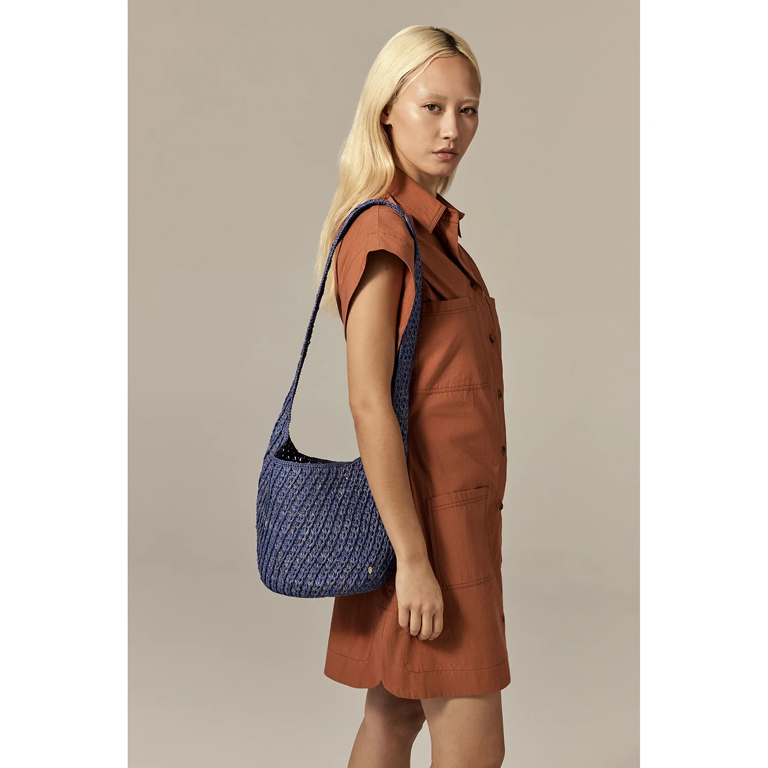 1513-lani-raffia-crochet-small-sac-4.webp Lani Raffia Crochet Small Sac