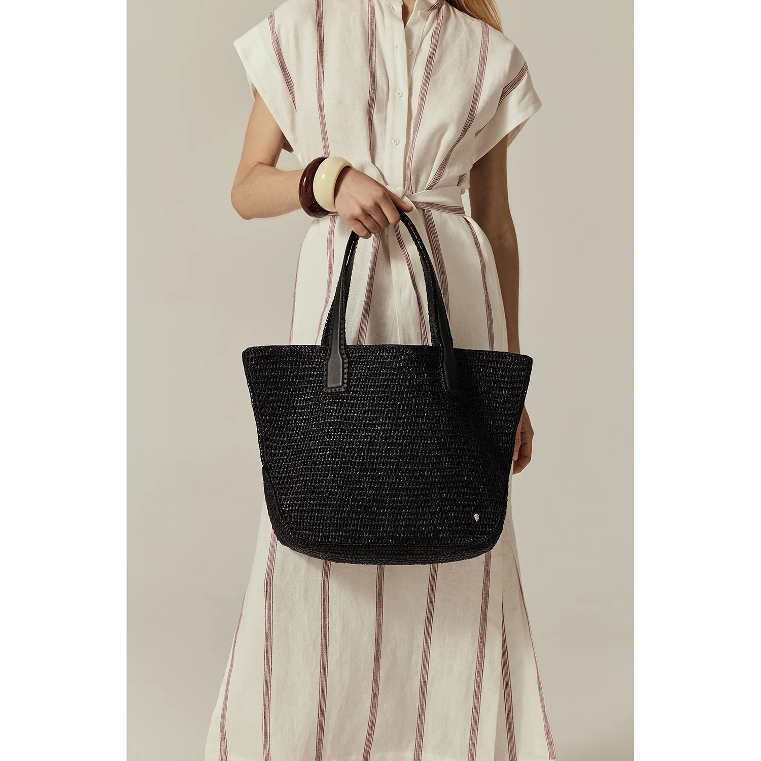 Liyoni Raffia Crochet Tote