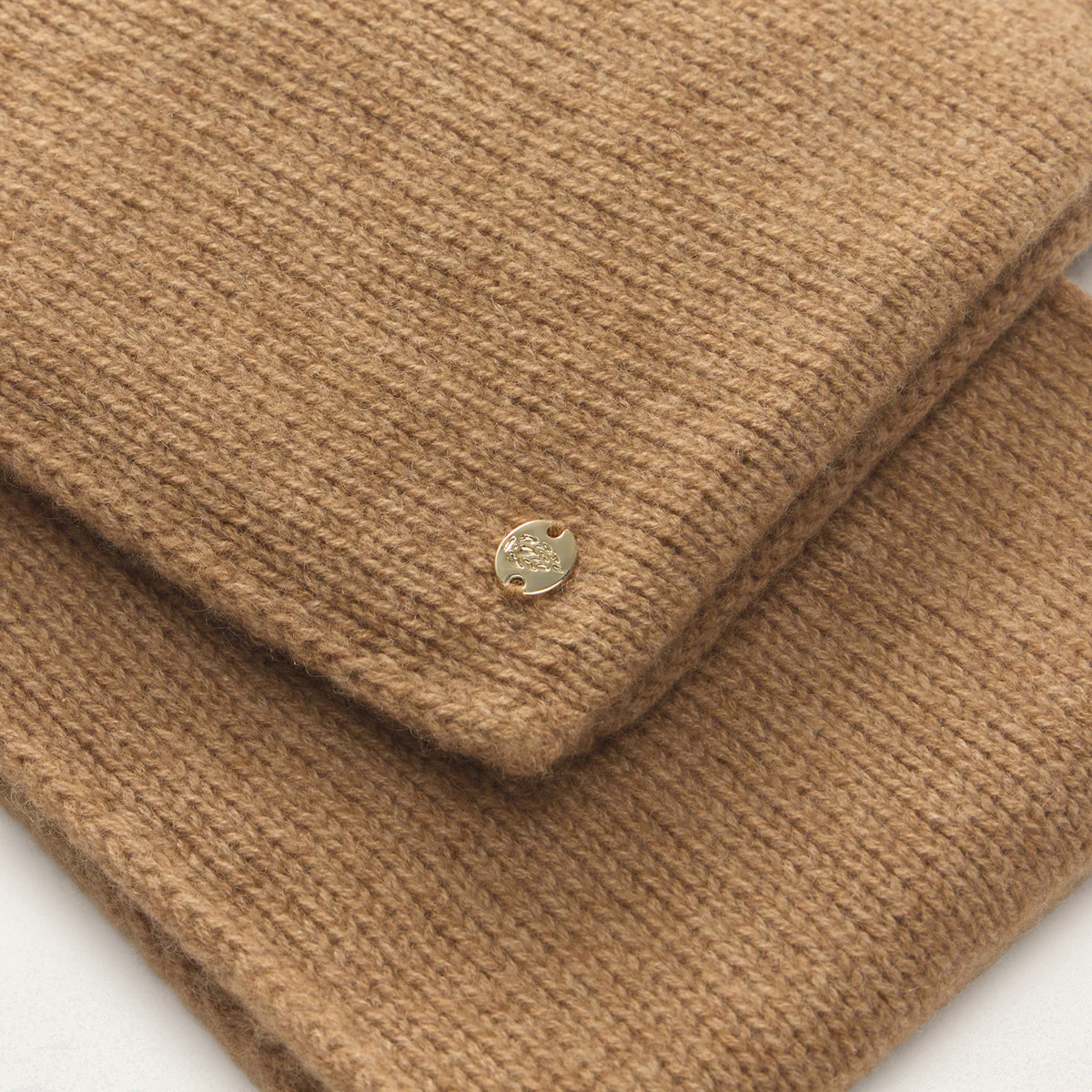 2820-agnes-cashmere-scarf-6.webp Agnes Cashmere Scarf