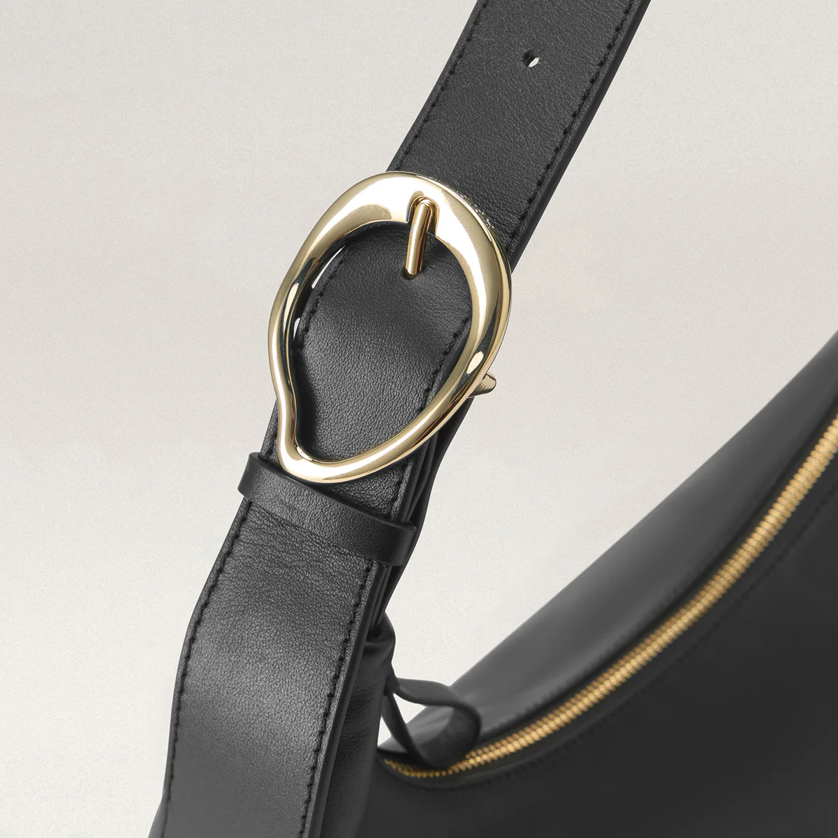 Signy Leather Shoulder Bag