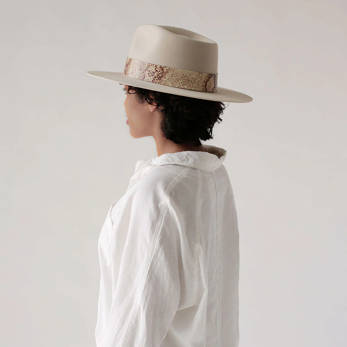 Caldona Fedora