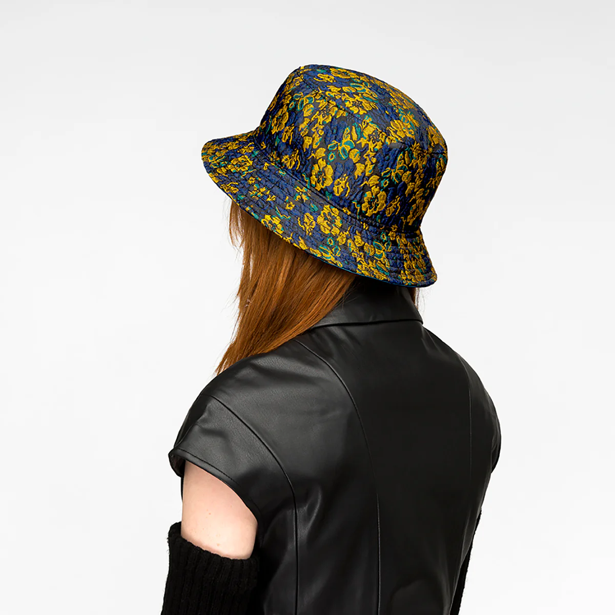 Floral Jacquard Rev Bucket