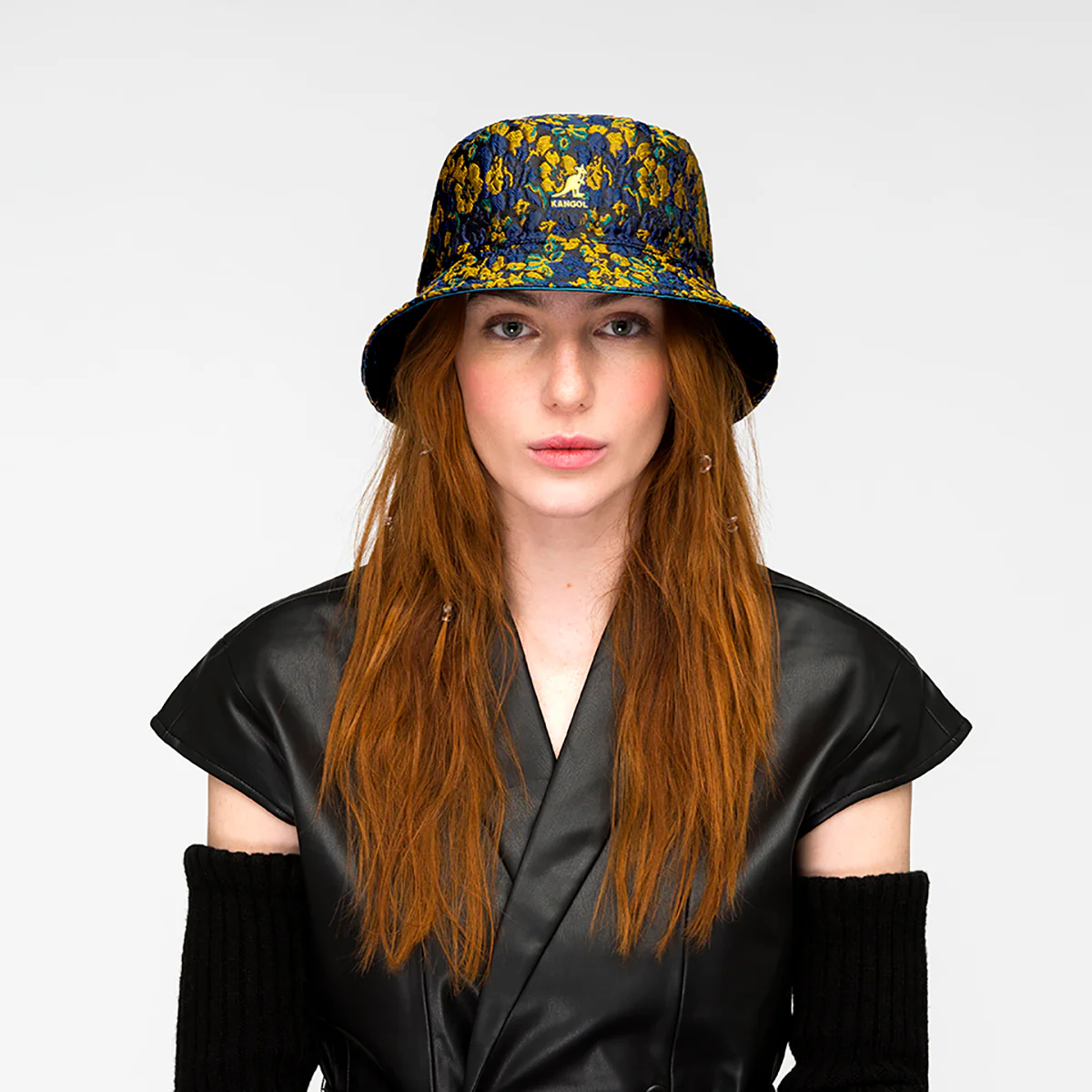 Floral Jacquard Rev Bucket